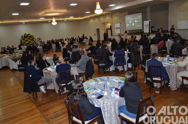 4ª Rodada de Negócios reuniu empreendedores em mais uma edição