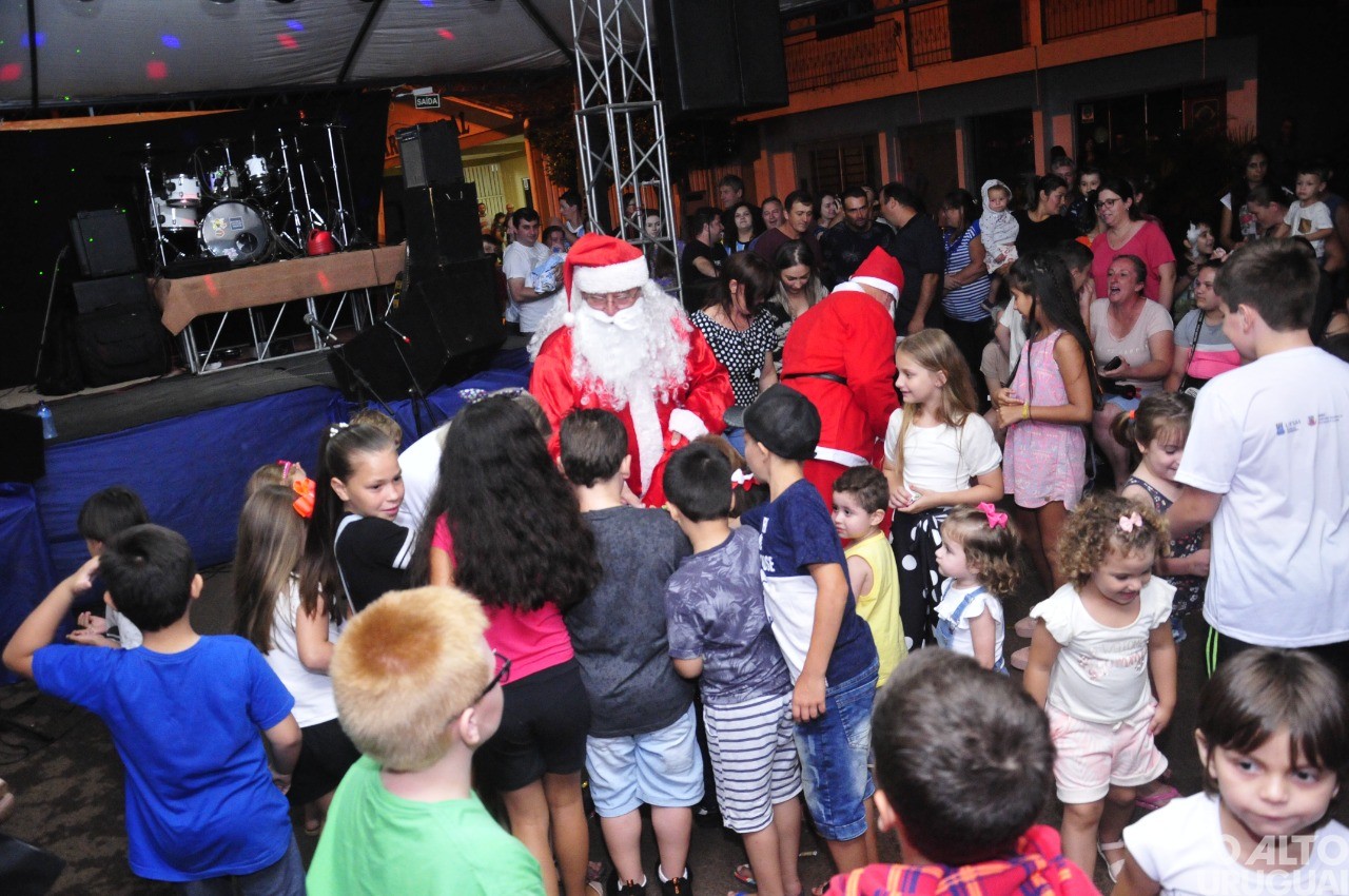 Vista Alegre: homenagem aos ex-prefeitos é realizada na Semana do Município