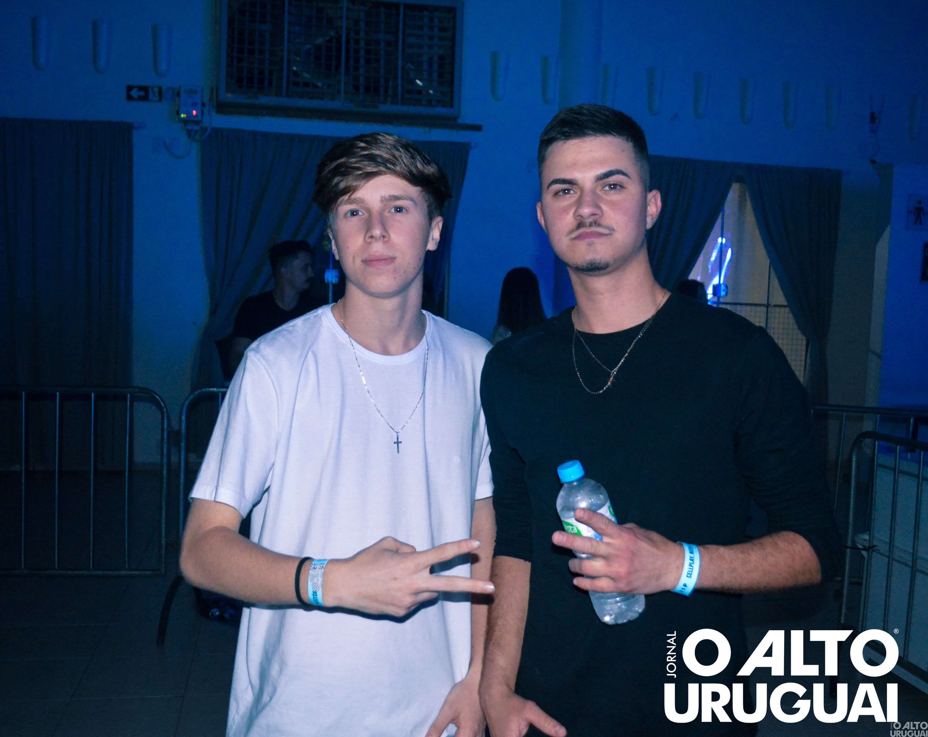 Show com Livinho reúne grande público em FW