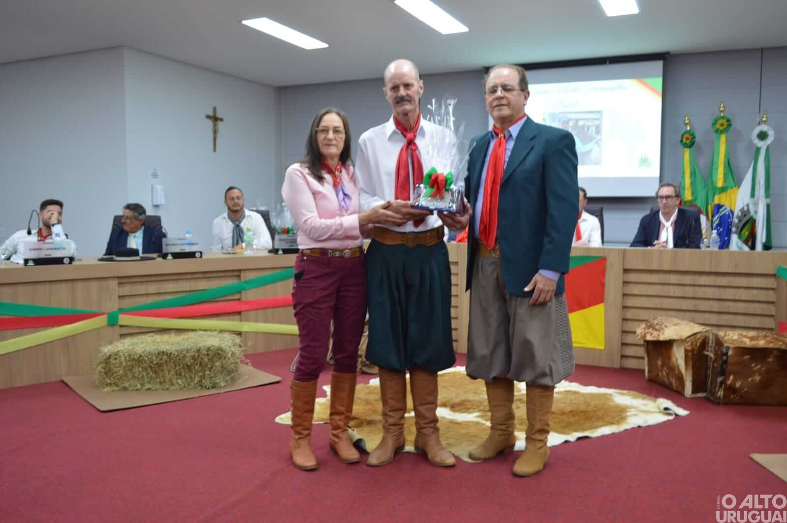 Tradicionalistas de Frederico Westphalen são homenageados pelo Poder Legislativo