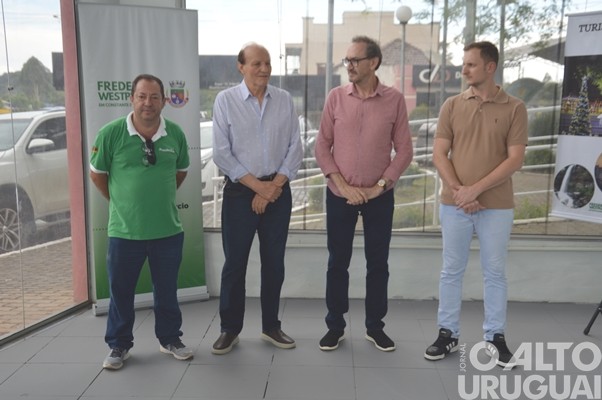 Fundectur recebe oficialmente estrutura para centro turístico