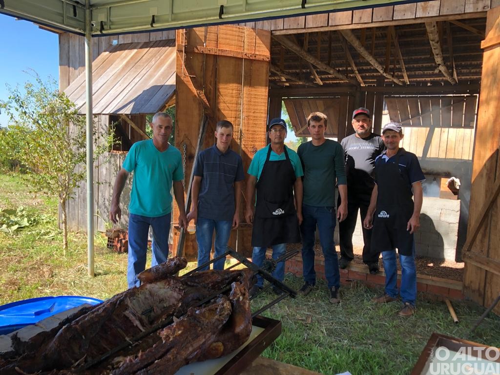 9ª Festa do Porco reúne grande público em Erval Seco