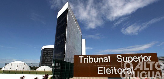 TSE divulga documento em defesa das urnas eletrônicas