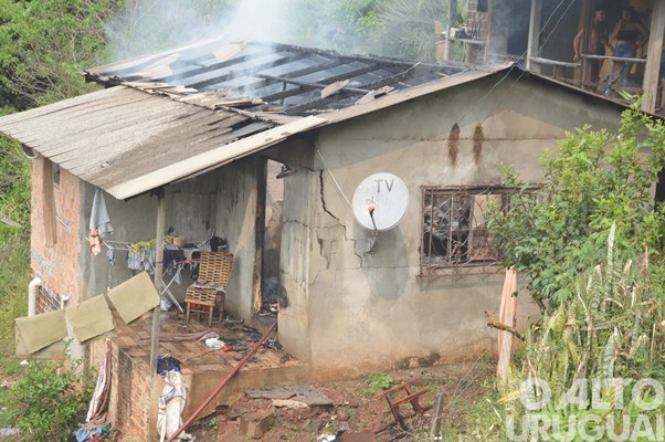 FW: Bombeiros atendem mais um incêndio em residência