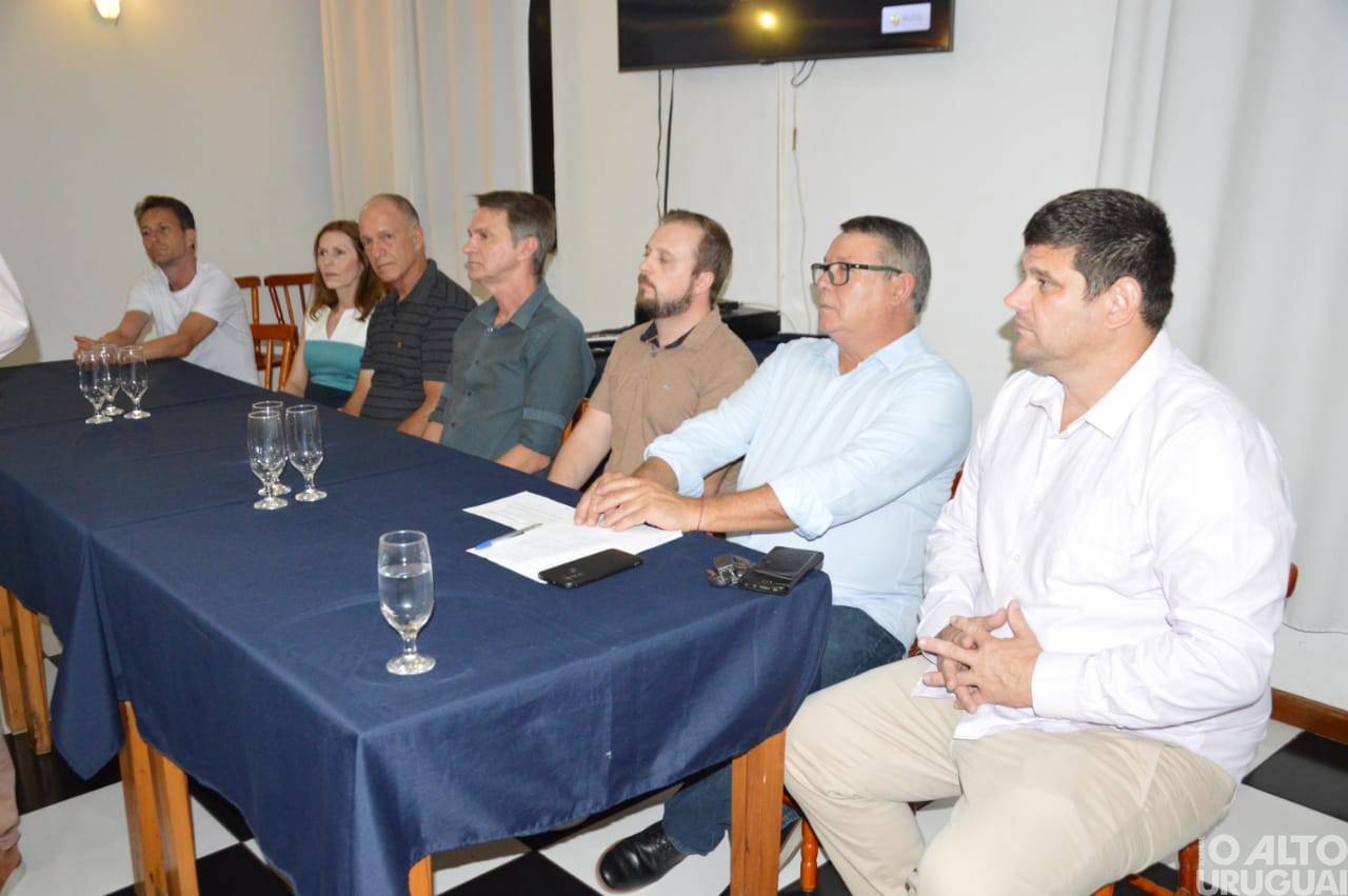 ACI/CDL de Iraí empossa nova diretoria para o biênio 2025/2026