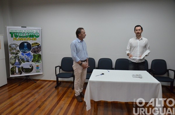 Amng realiza reunião de prefeitos durante Festiplan em Planalto