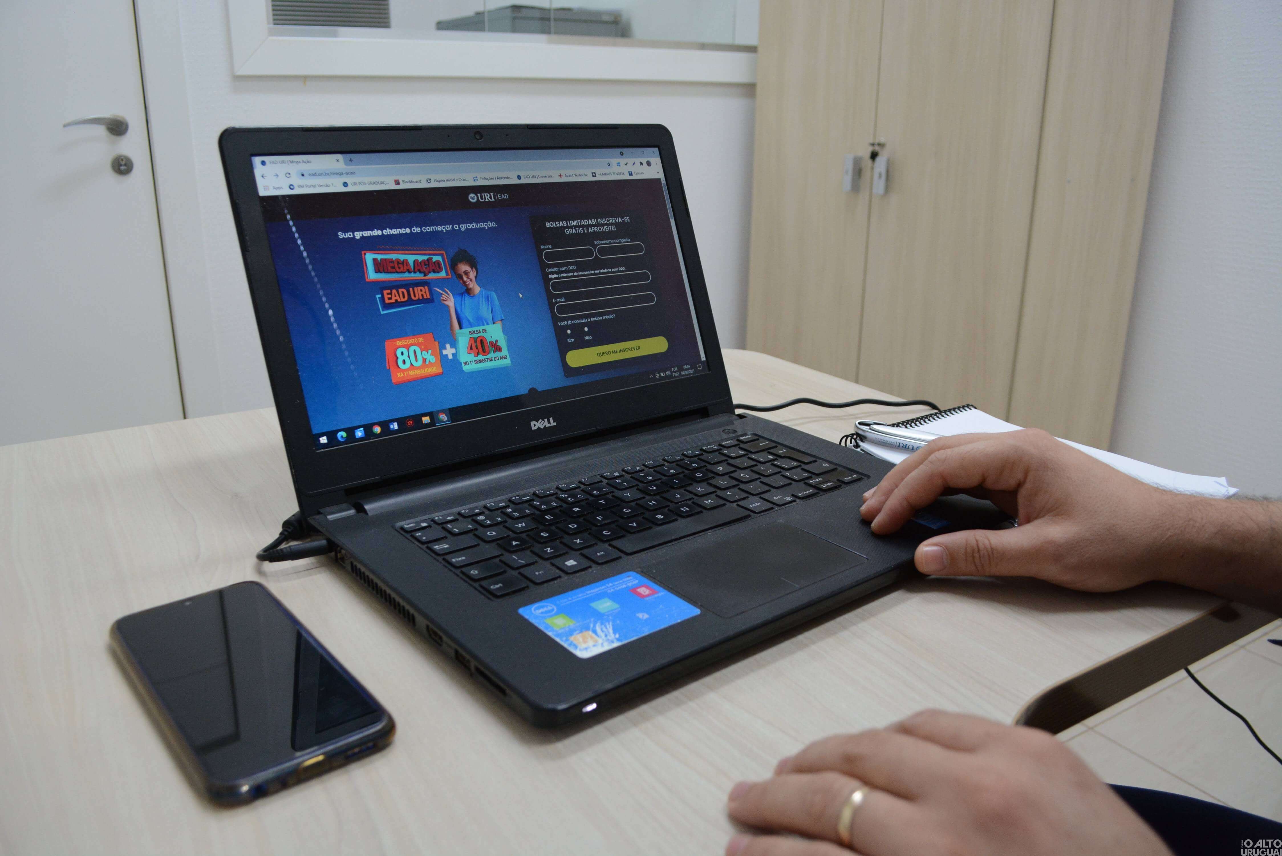EAD URI oferece 80% de desconto na primeira mensalidade e 40% no semestre