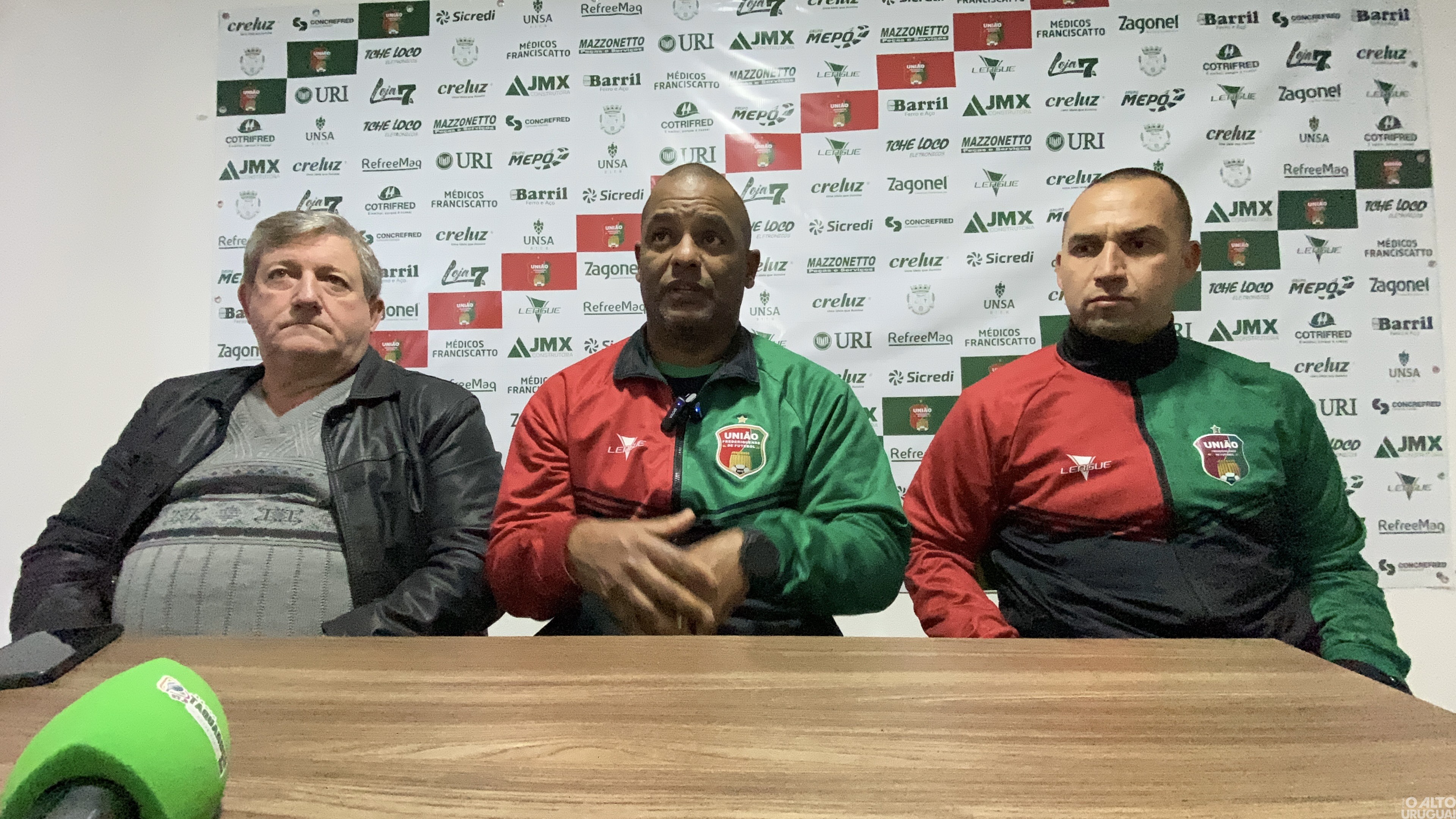 Daniel Franco é oficialmente apresentado como novo técnico do União-FW