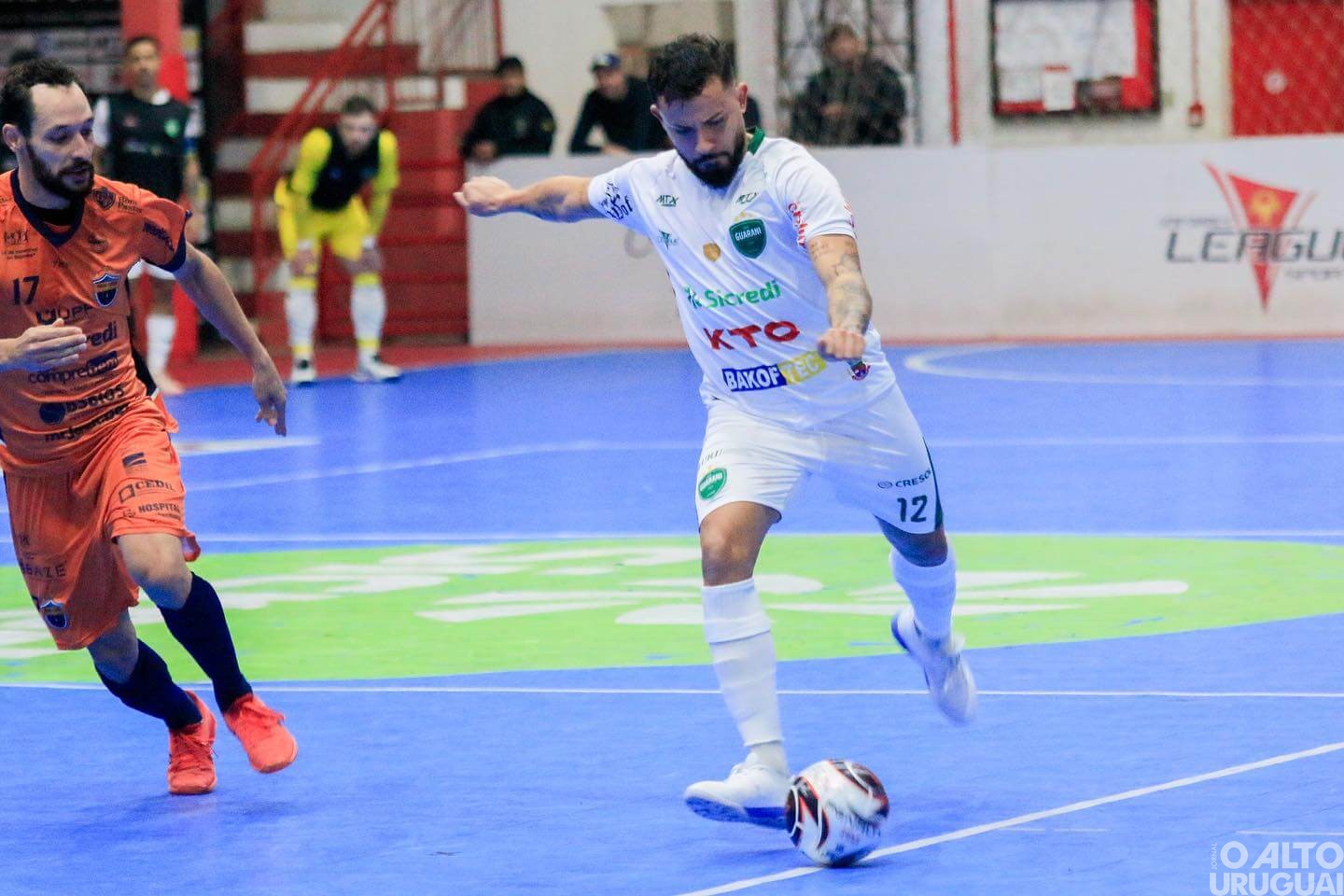 Guarani empata em casa