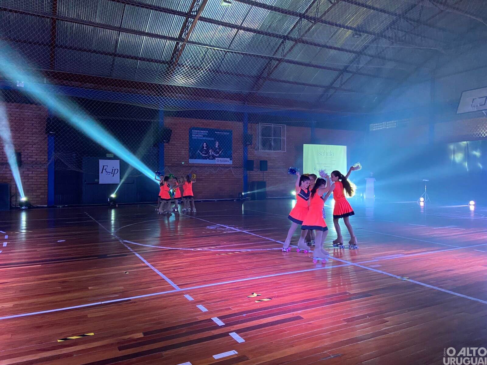 Escola Flip de Patinação Artística promove 2º Flip Show