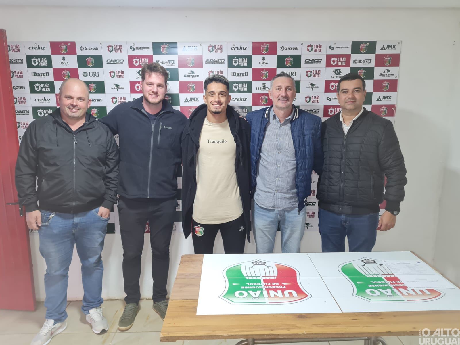 União-FW prorroga contrato com Felipe Rangel