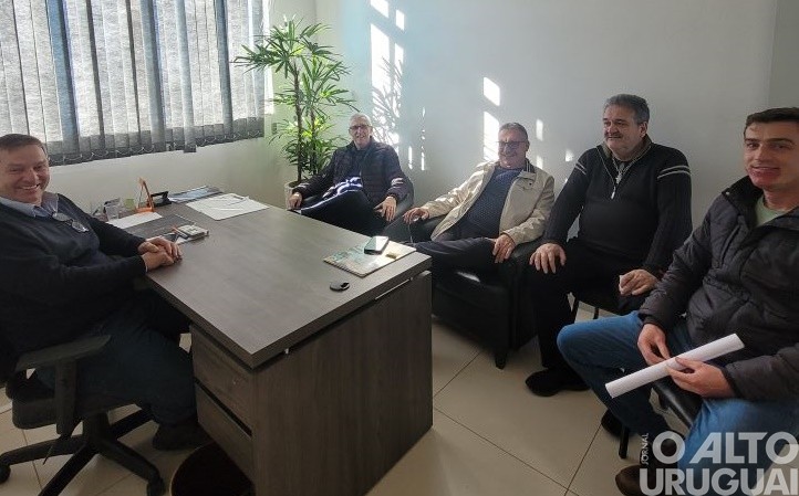 Municípios discutem construção de ponte entre Caiçara e Frederico Westphalen