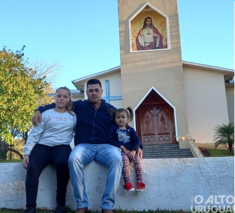 Filhos homenageiam pais e demonstram amor a Cristal do Sul
