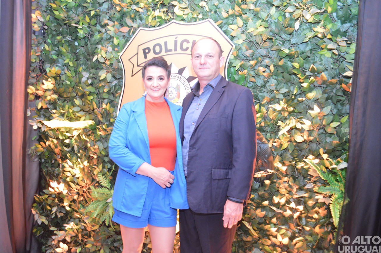 Baile Golden Night da 14ª DRPI homenageia parceiros da Polícia Civil na região