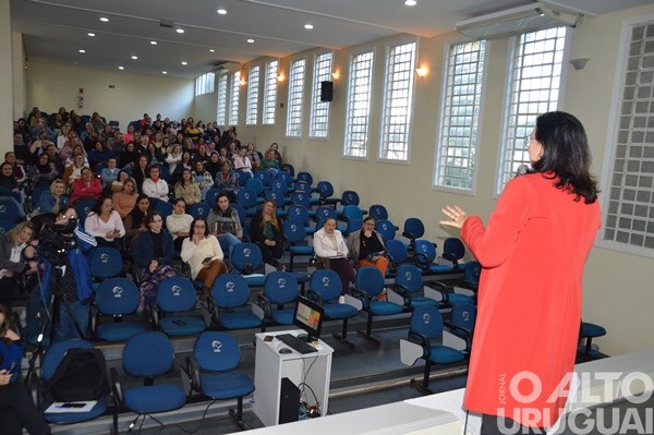 Frederico Westphalen debate excelência e avaliação no ensino público