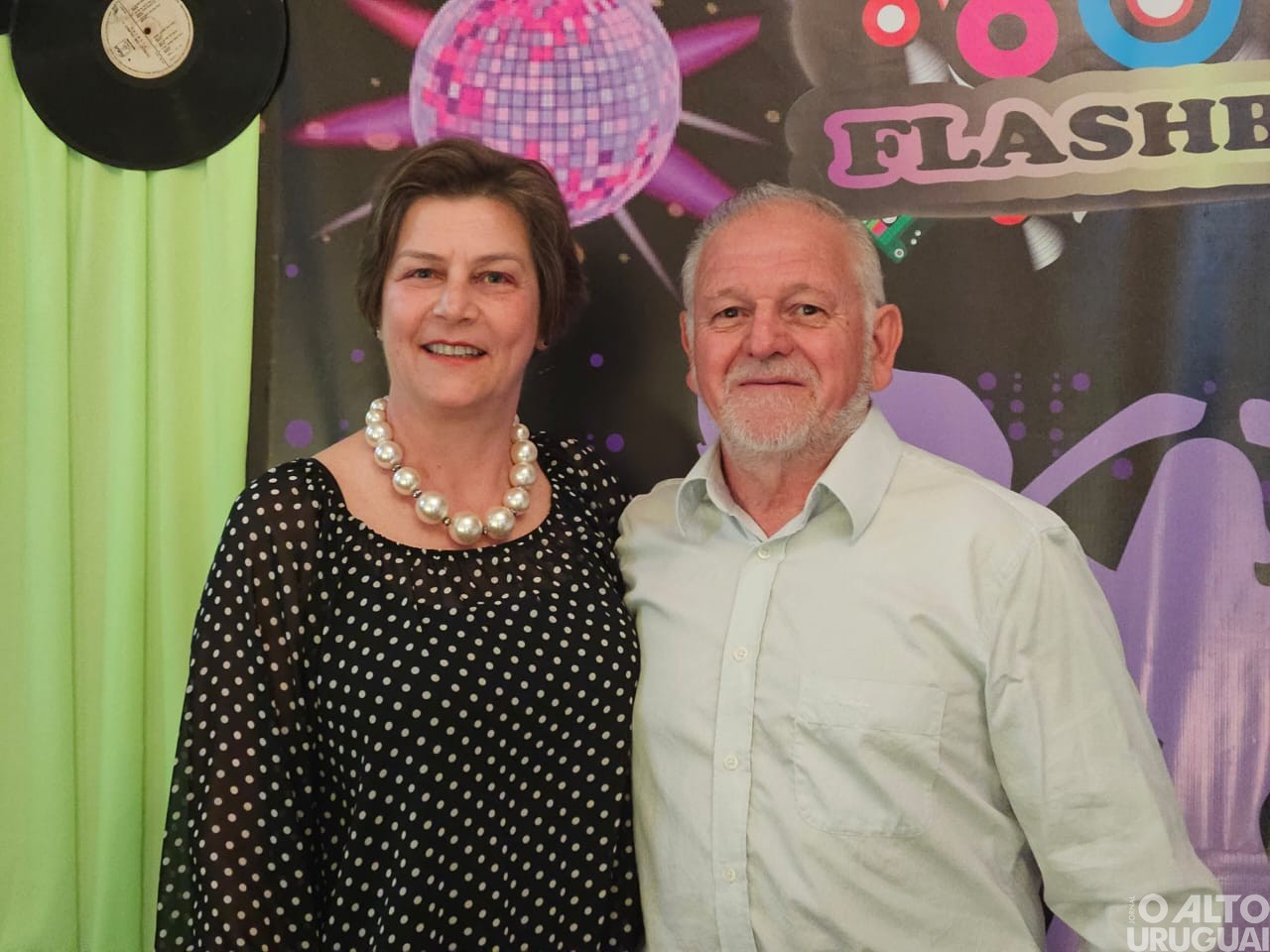 Baile Flashback/Anos 70, 80 e 90 é realizado em FW