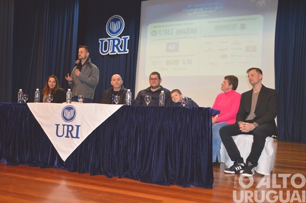 Seminário sobre o Autismo reúne mais de 300 pessoas em FW