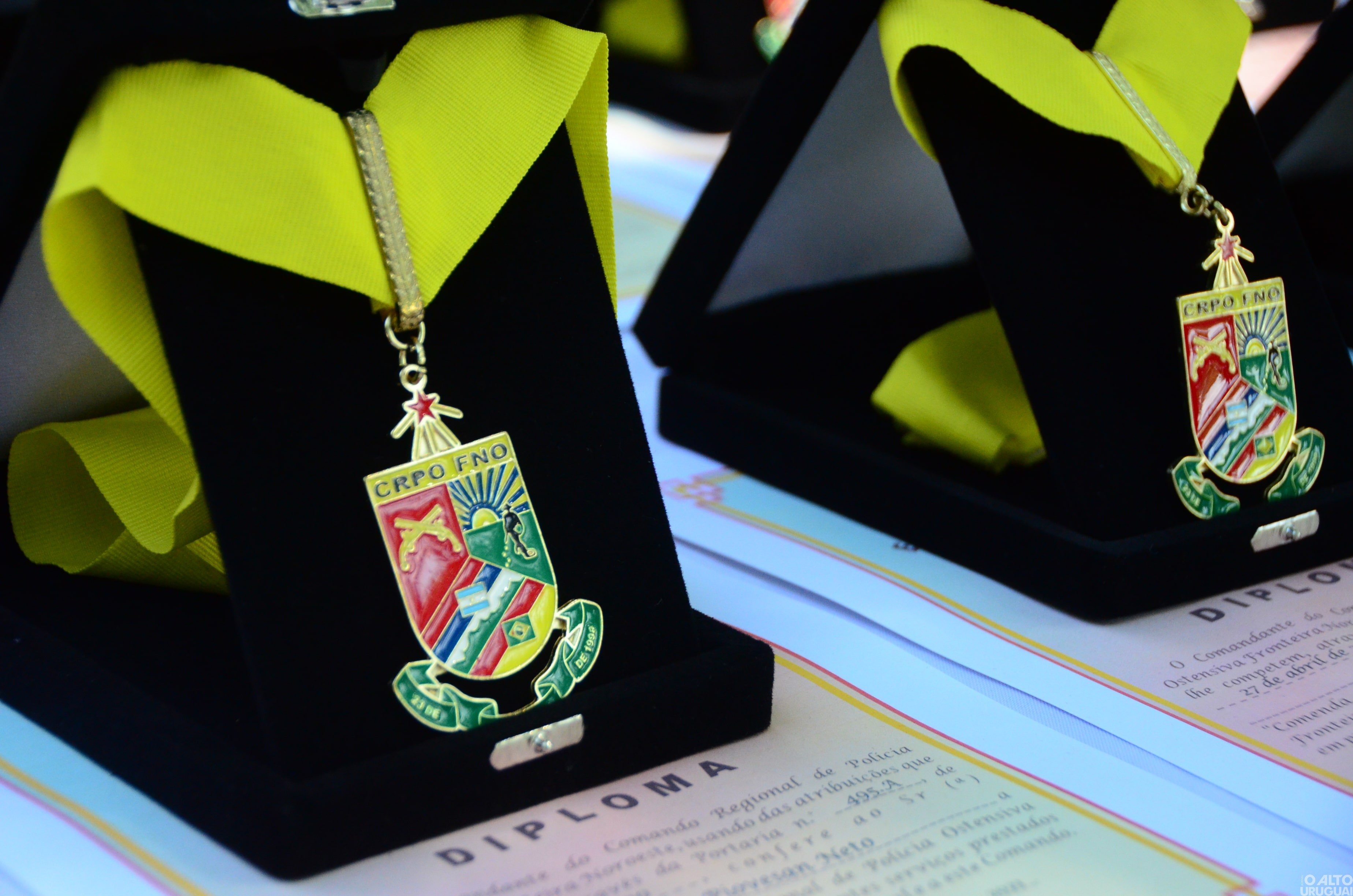 37º BPM realiza cerimônia de entrega de comendas a homenageados