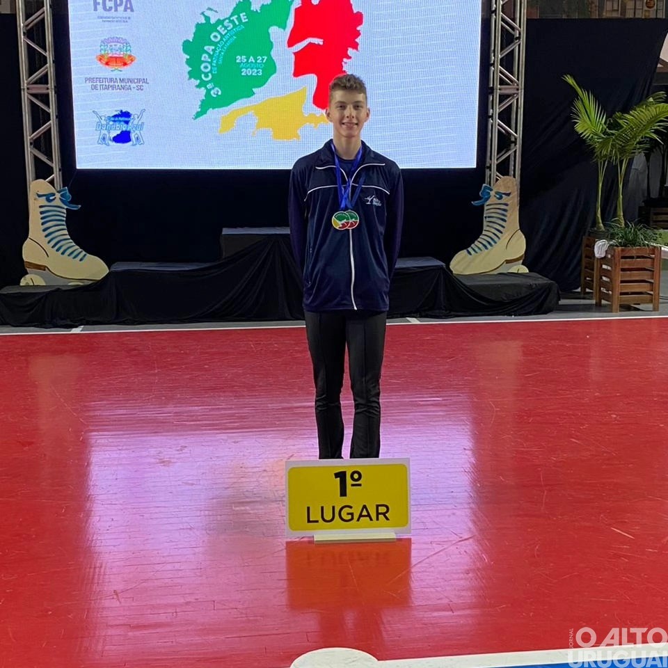 Magia da Patinação conquista 20 medalhas na Copa Oeste