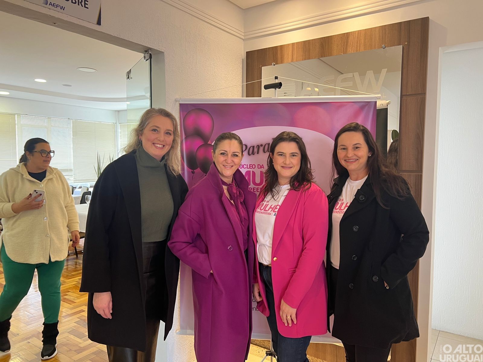 Liderança feminina é destaque na AEFW