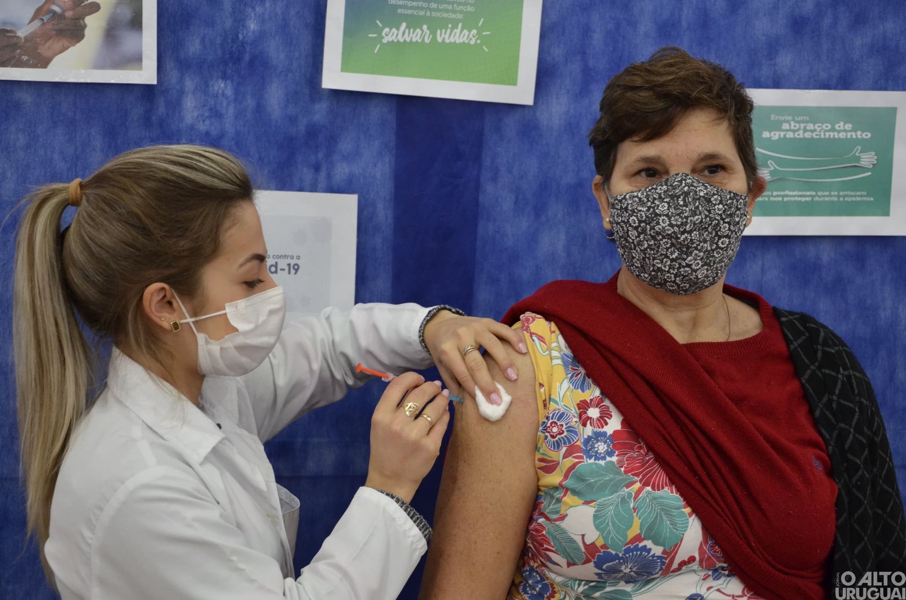 Mais da metade da população está completamente imunizada em Caiçara