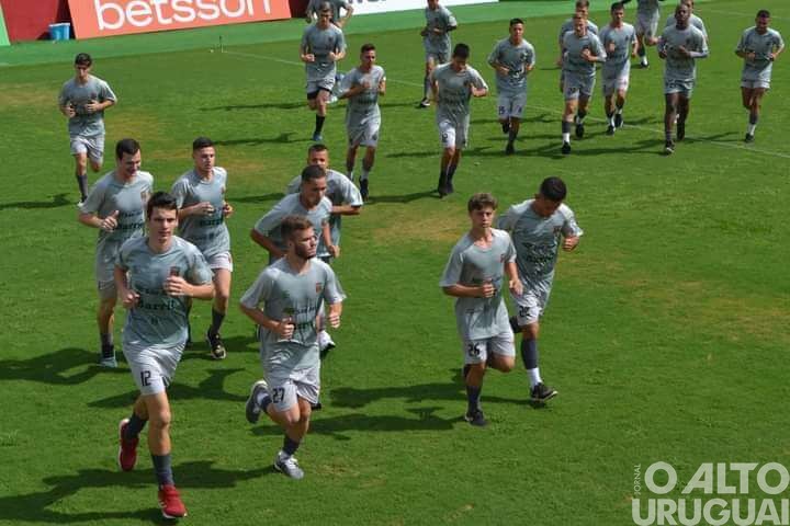 Projeto “Base União-FW - Ano 2” movimenta atletas semanalmente em FW