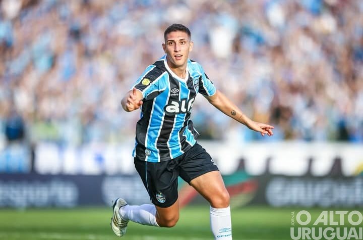 Grêmio vence Ypiranga com um a menos em Erechim