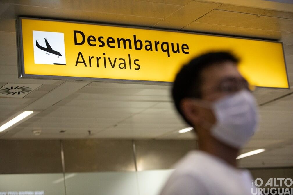 Anvisa suspende uso obrigatório de máscaras em aeroportos do Brasil