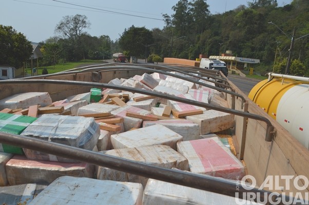 PRF apreende quase cinco toneladas de maconha em Iraí