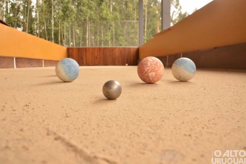 Mais uma rodada do Campeonato de Bocha de Rodeio Bonito acontece nesta sexta-feira