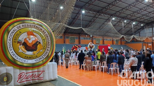 Brigada Militar forma 48 alunos no Proerd em Pinhal