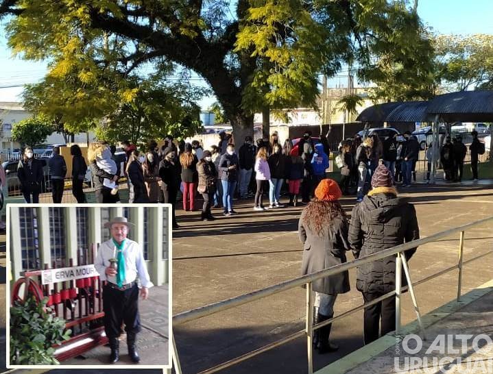 Escola Cardeal Roncalli realiza homenagem a seu Adão Moreira
