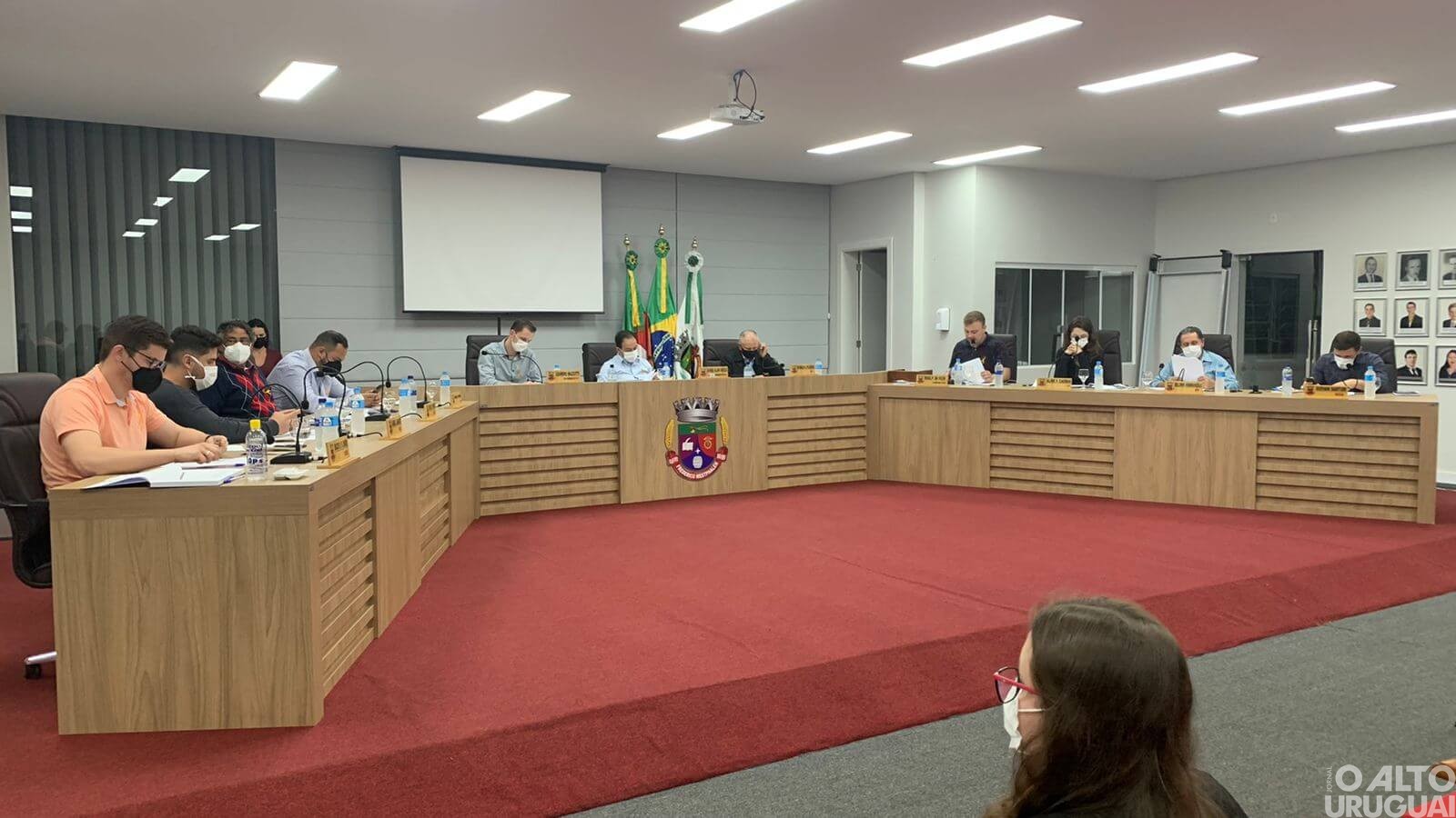 Flexibilização dos horários do comércio é debatida em FW