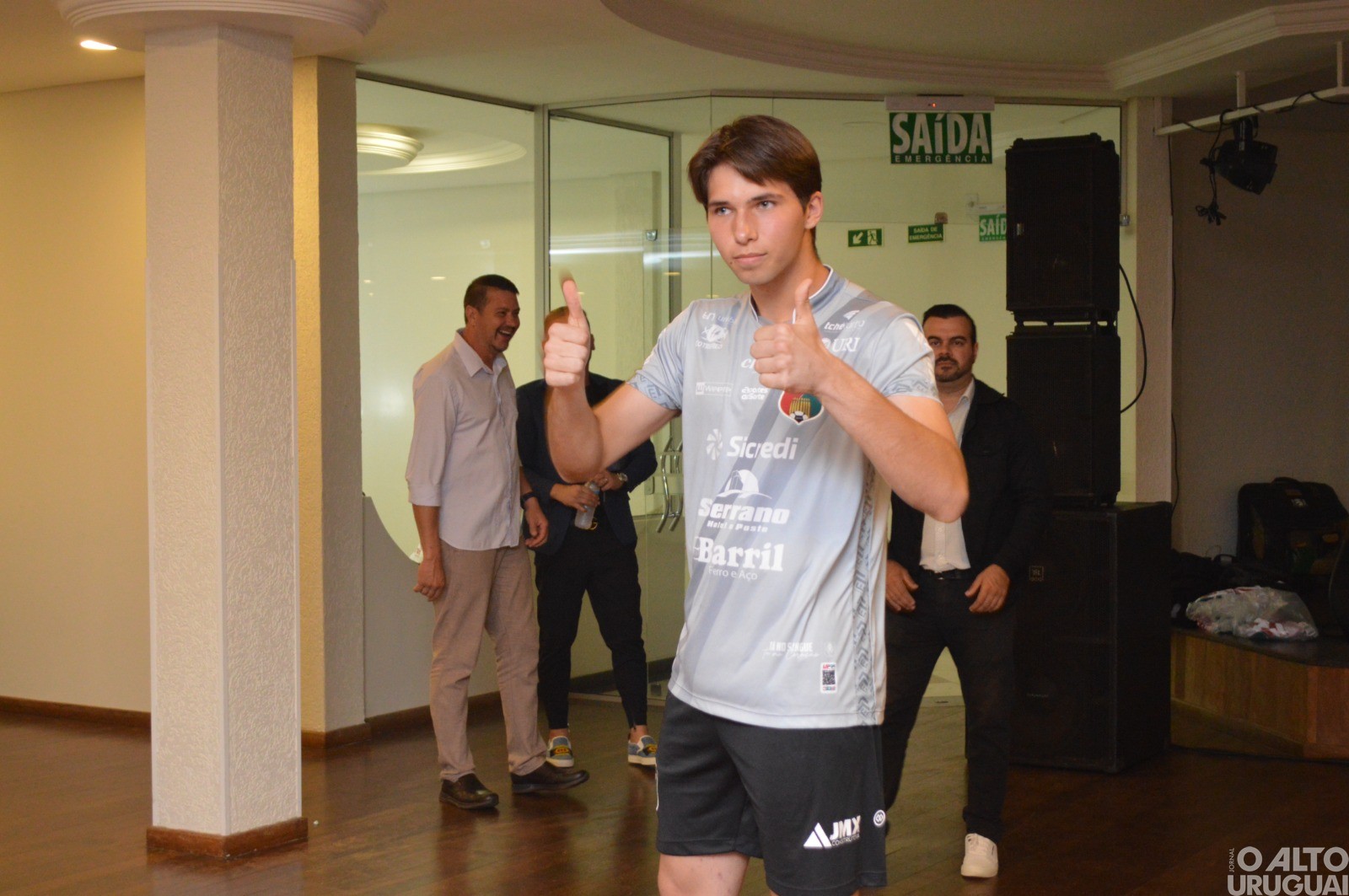 União Frederiquense apresenta novo uniforme e patrocinadores