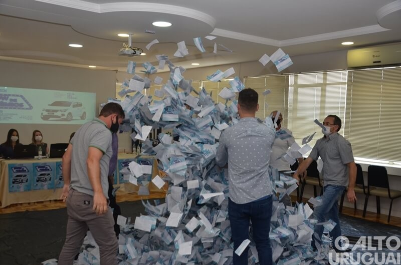 Campanha Show de Prêmios: consumidor de FW é o ganhador do carro zero-quilômetro