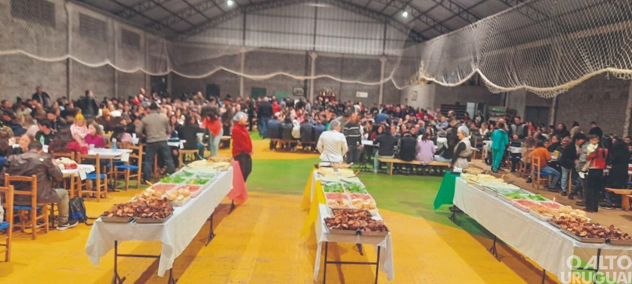 Taquaruçu do Sul: comunidade faz a prestação de contas de jantar beneficente