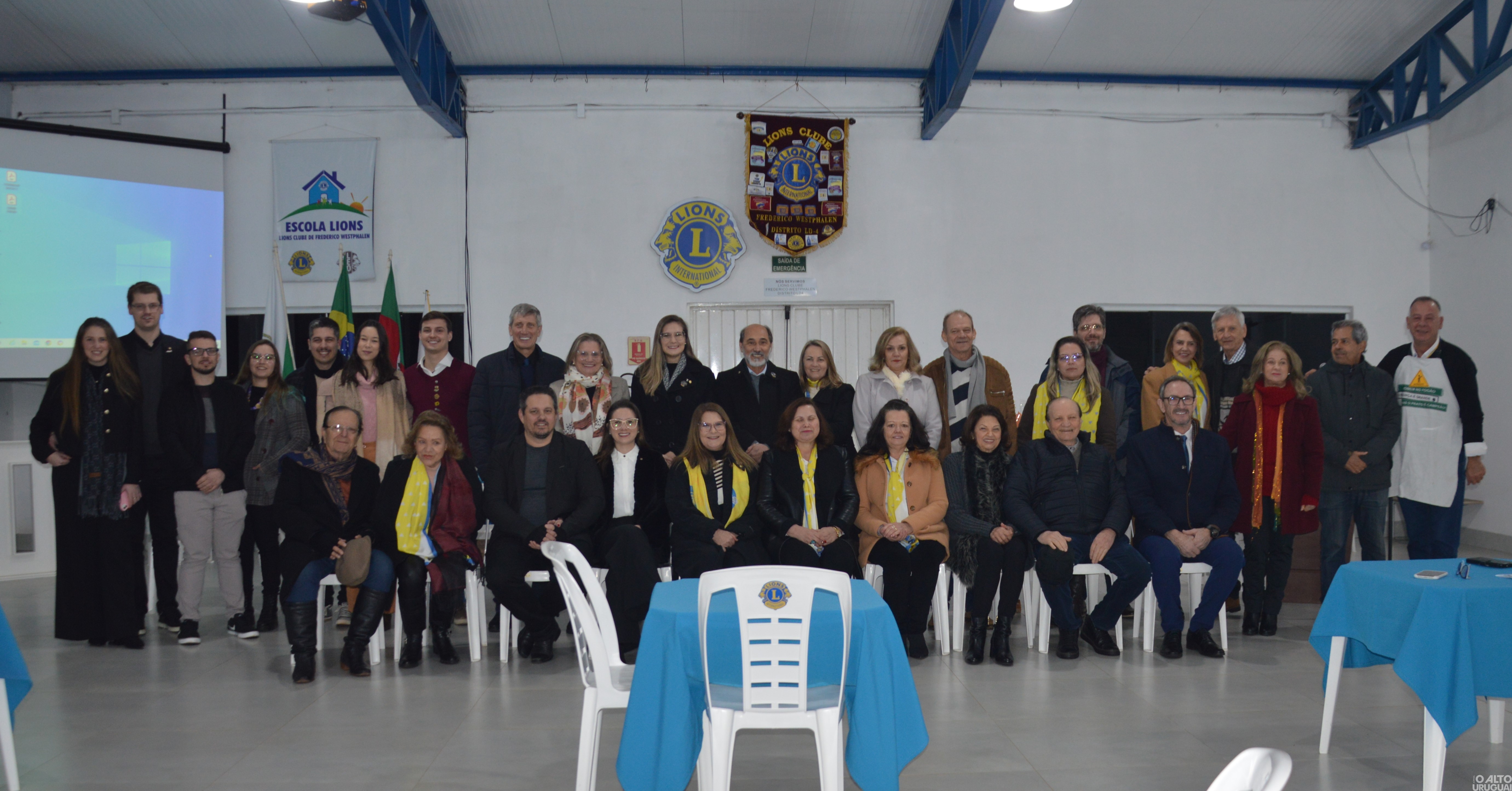 Diretoria do Lions Clube de FW toma posse