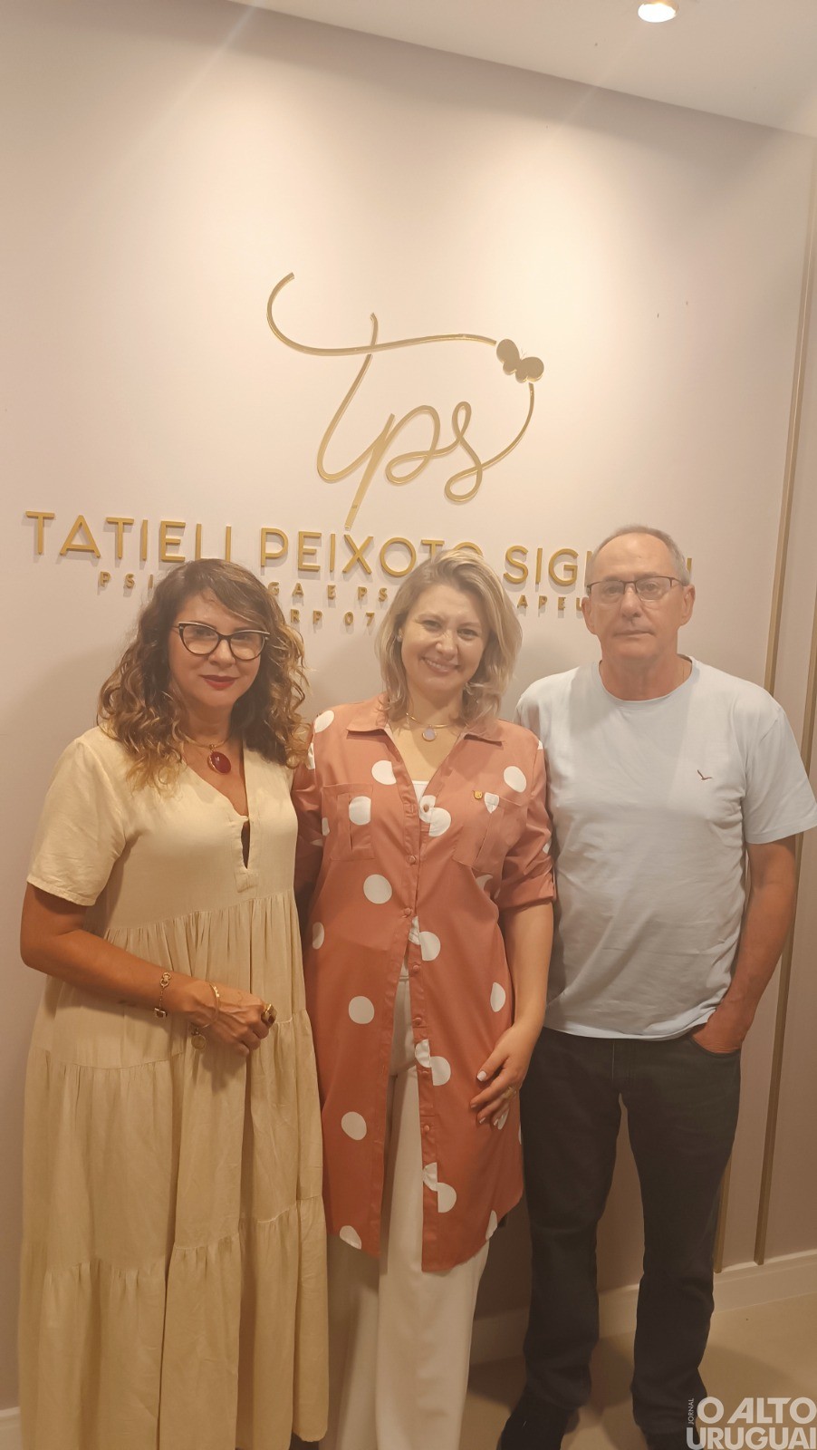 Tatieli Peixoto Signori reinaugura consultório em FW