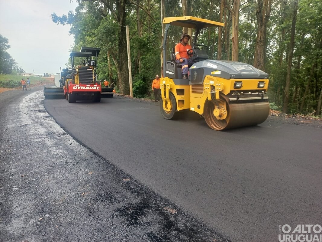 Administração de Palmitinho finaliza nesta semana a pavimentação na Vila Boa Vista