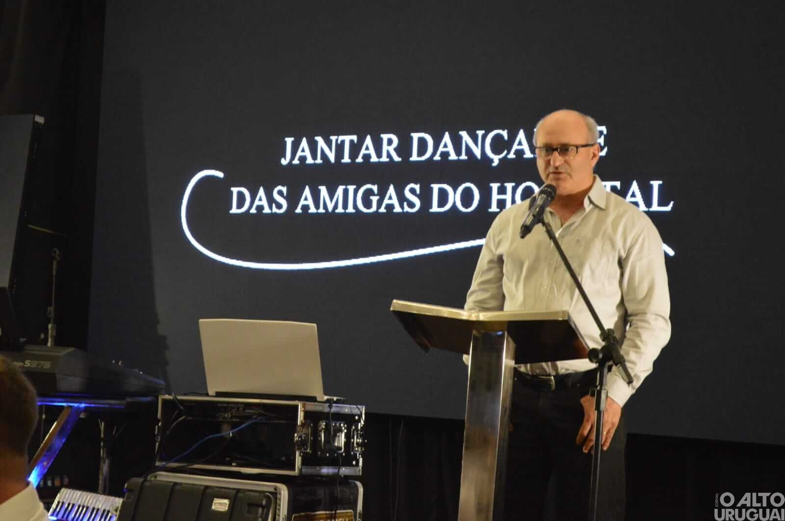 Jantar-dançante das Amigas do Hospital é realizado em Seberi