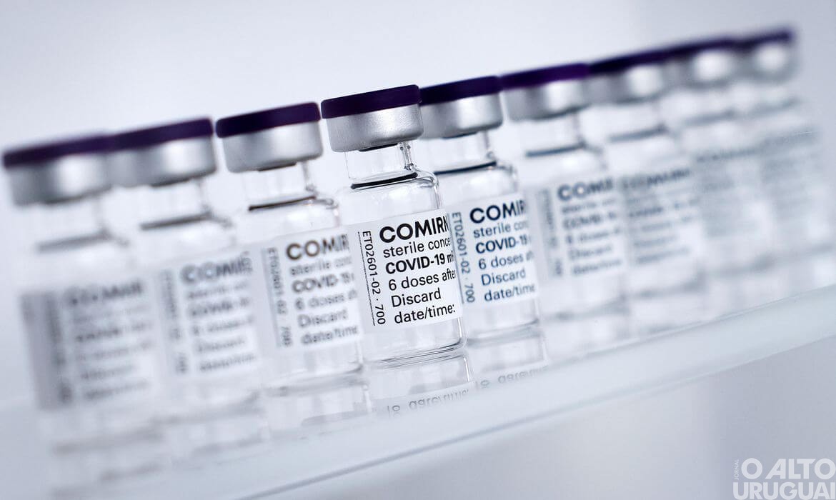 Brasil deve receber 15 milhões de doses da Pfizer até julho