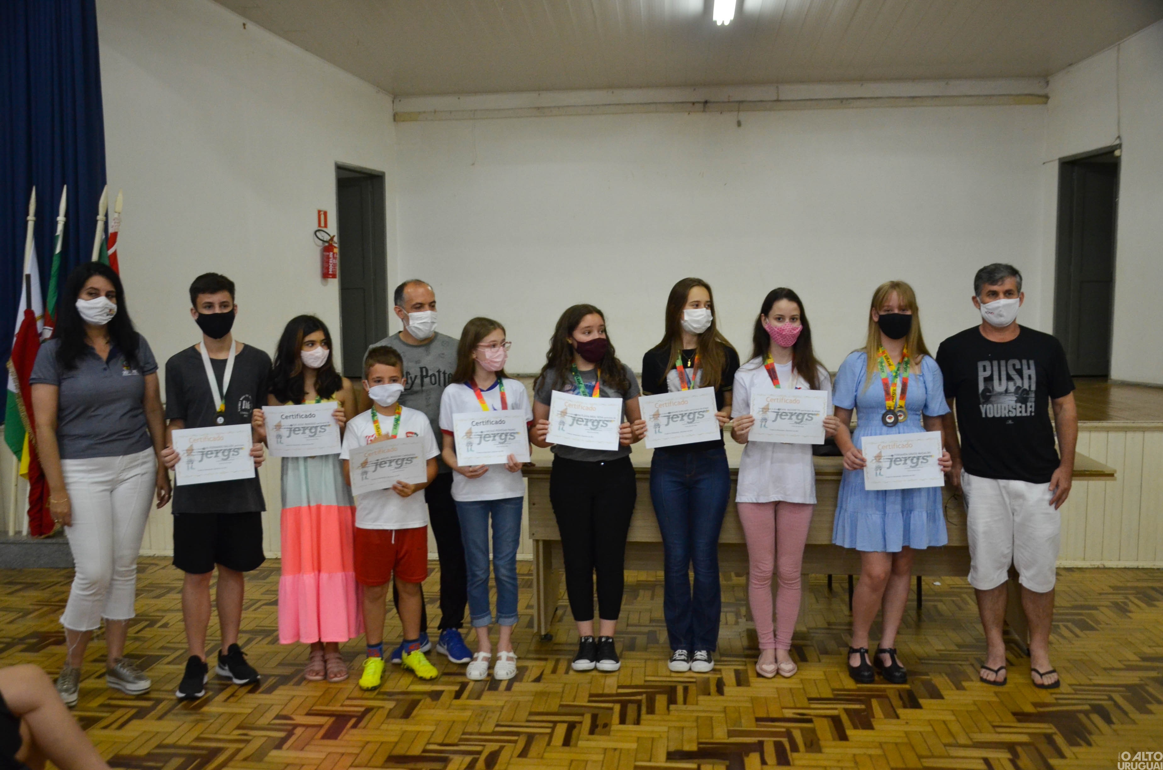 Alunos da Escola Cardeal Roncalli são destaques no Jergs