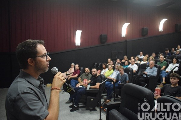 Filme-documentário da UFSM-FW é lançado no CineGlobo