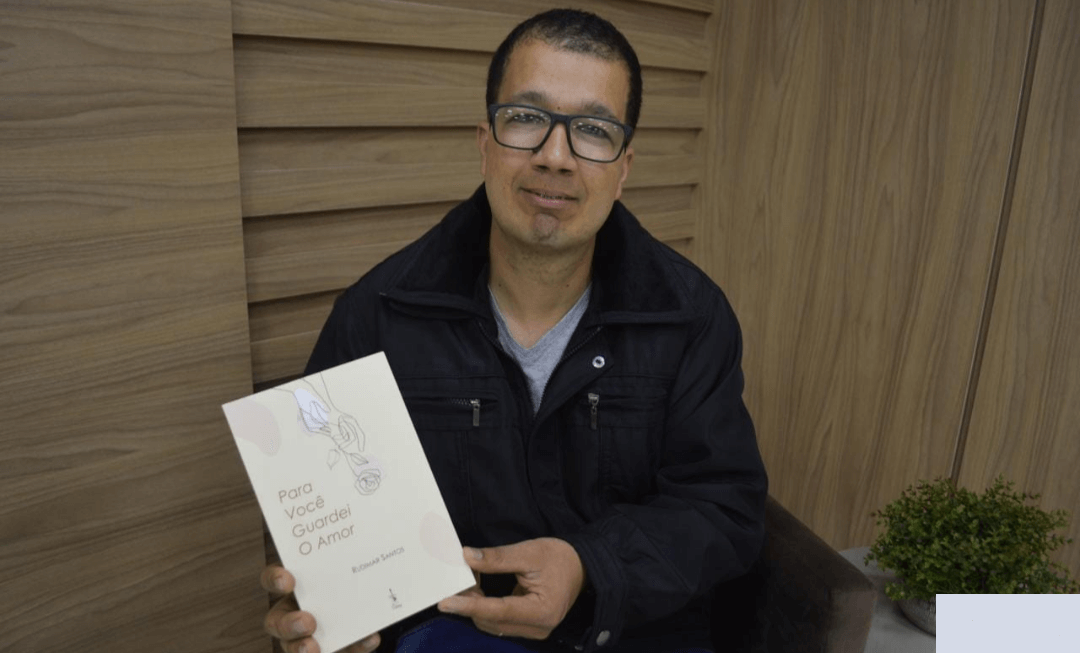 Rudimar Santos lança seu 15º livro em FW