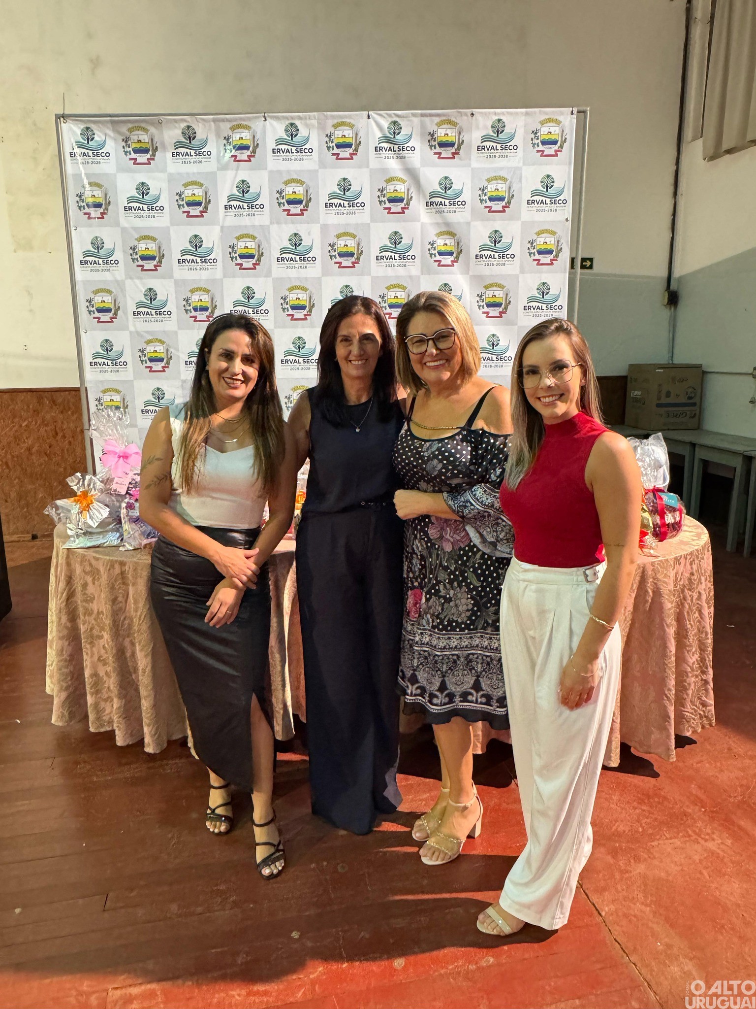 Evento em comemoração ao Dia da Mulher reúne mais de 600 pessoas em Erval Seco