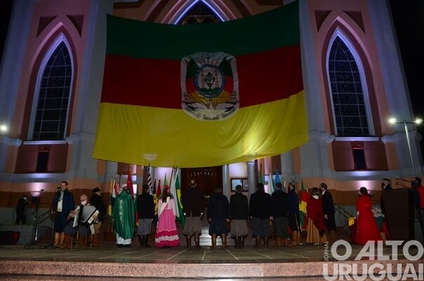 Chama Crioula da 28ª RT é gerada em FW