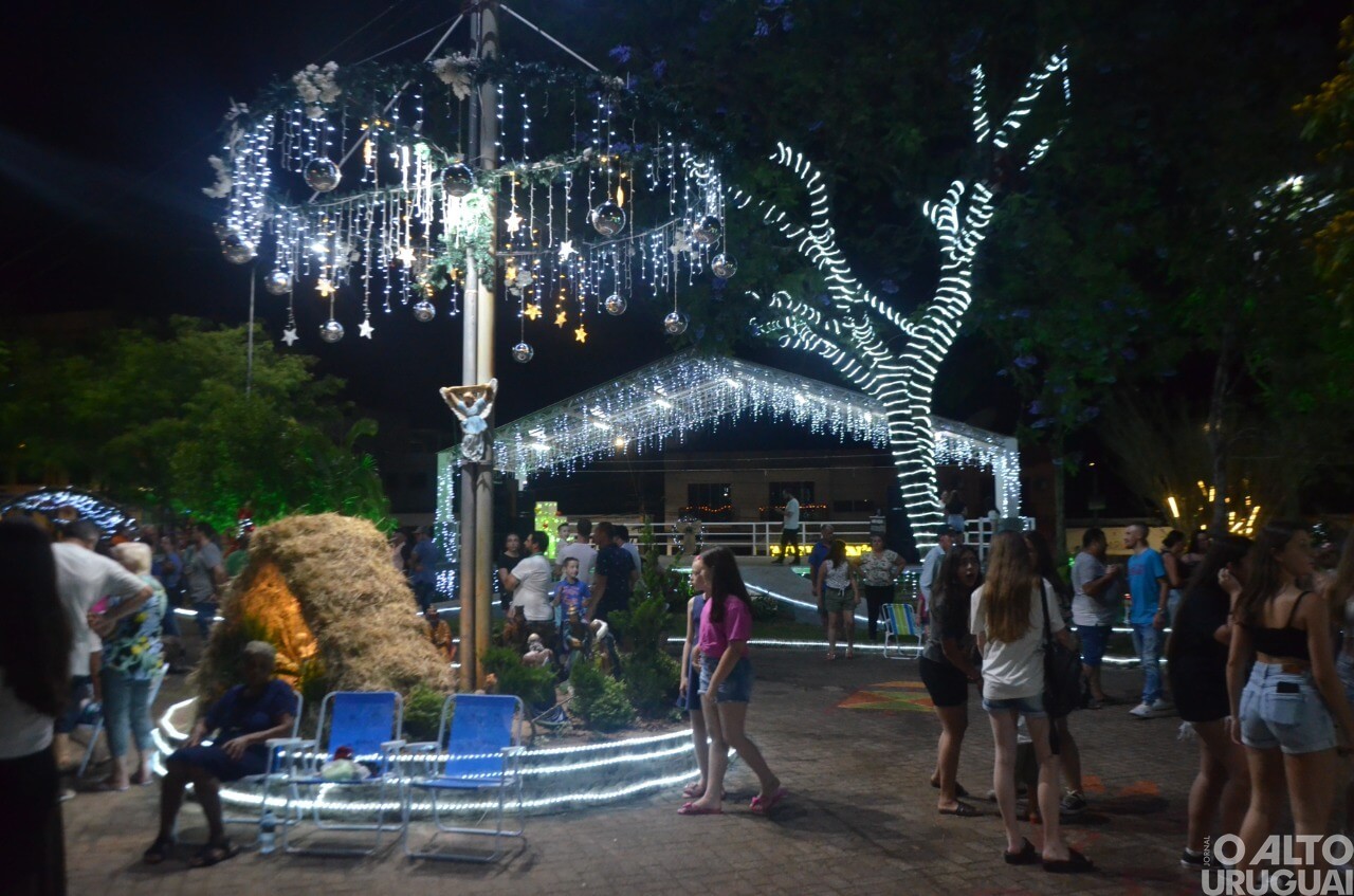 Palmitinho realizada abertura oficial do Natal