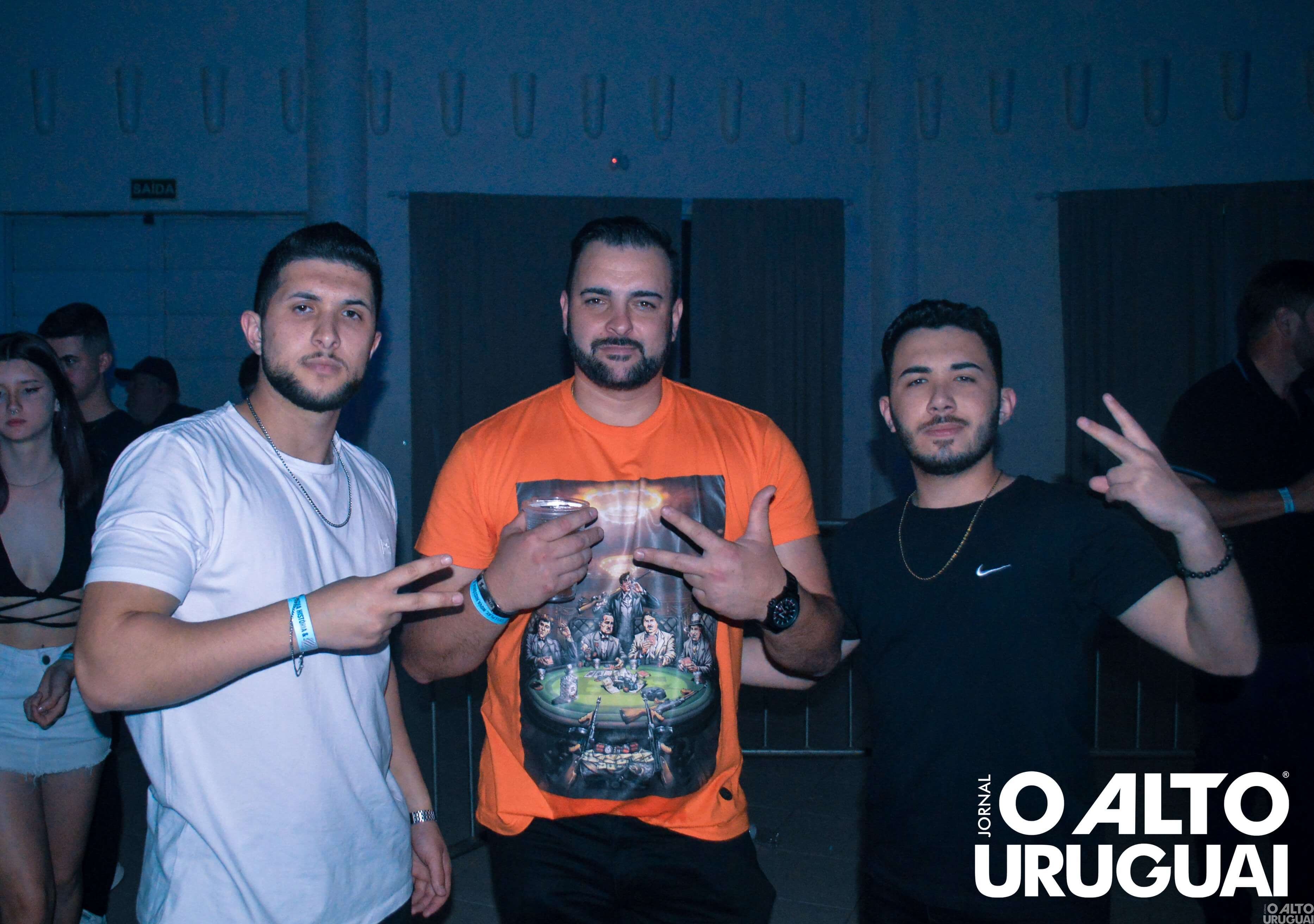 Show com Livinho reúne grande público em FW