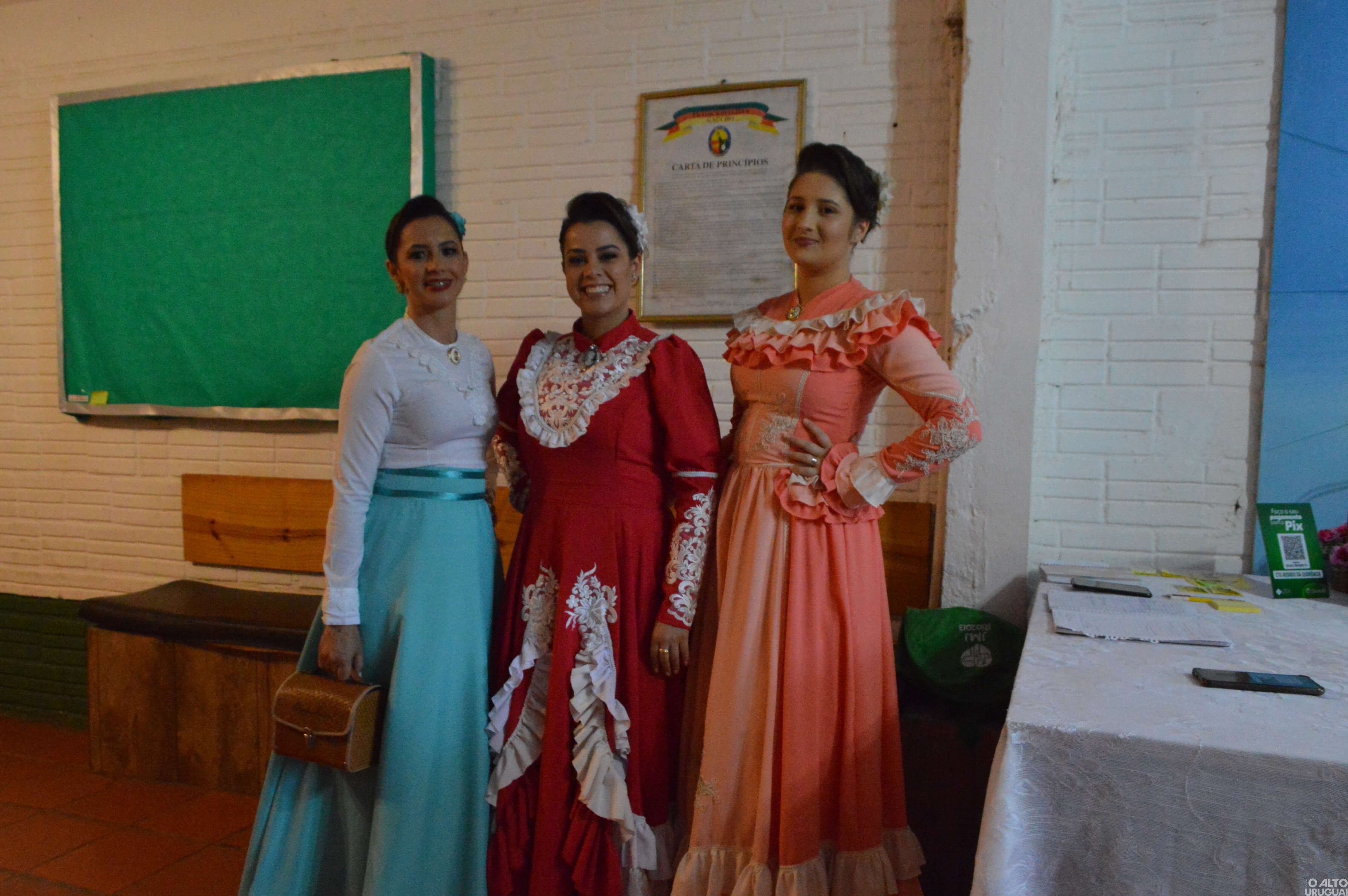 Diego Bertoletti da Rocha toma posse como patrão do CTG Rodeio da Querência