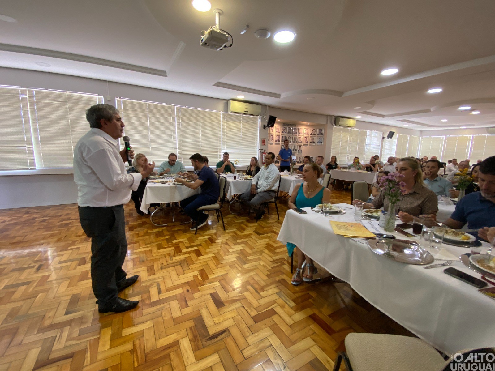 Primeira edição do No Tom da Conversa homenageia Nelso Razia